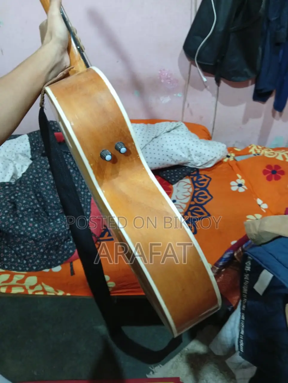 Signature Gogos Guitar