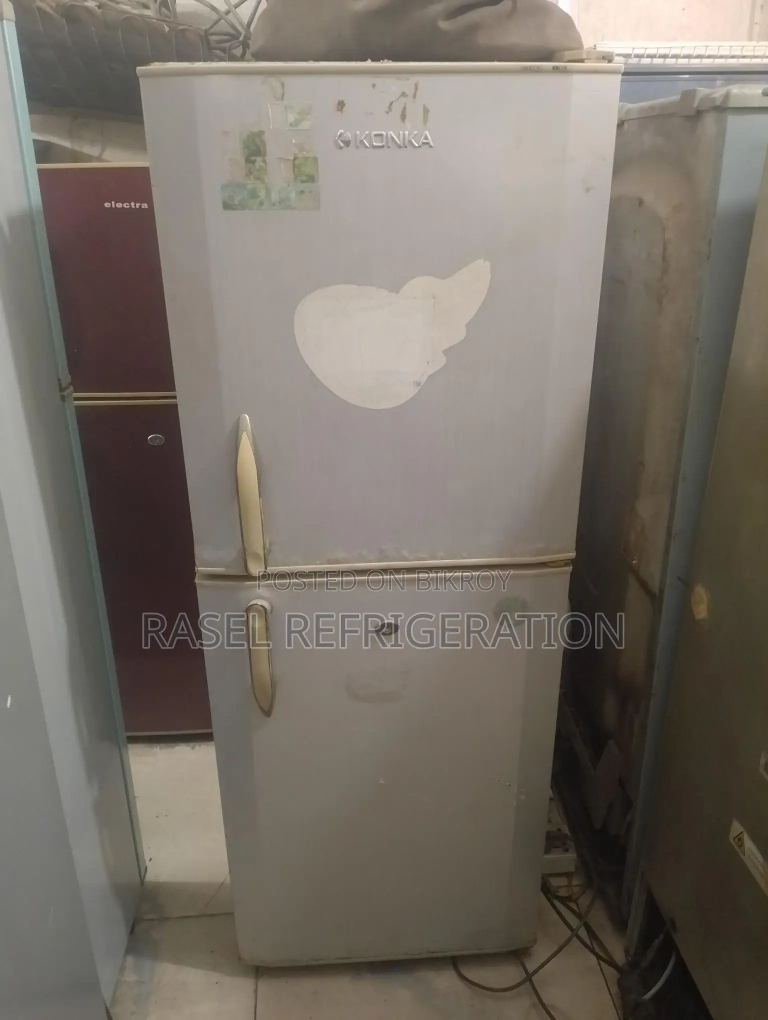 14 CFT রানিং ফিরিজ বিক্রি করা হবে