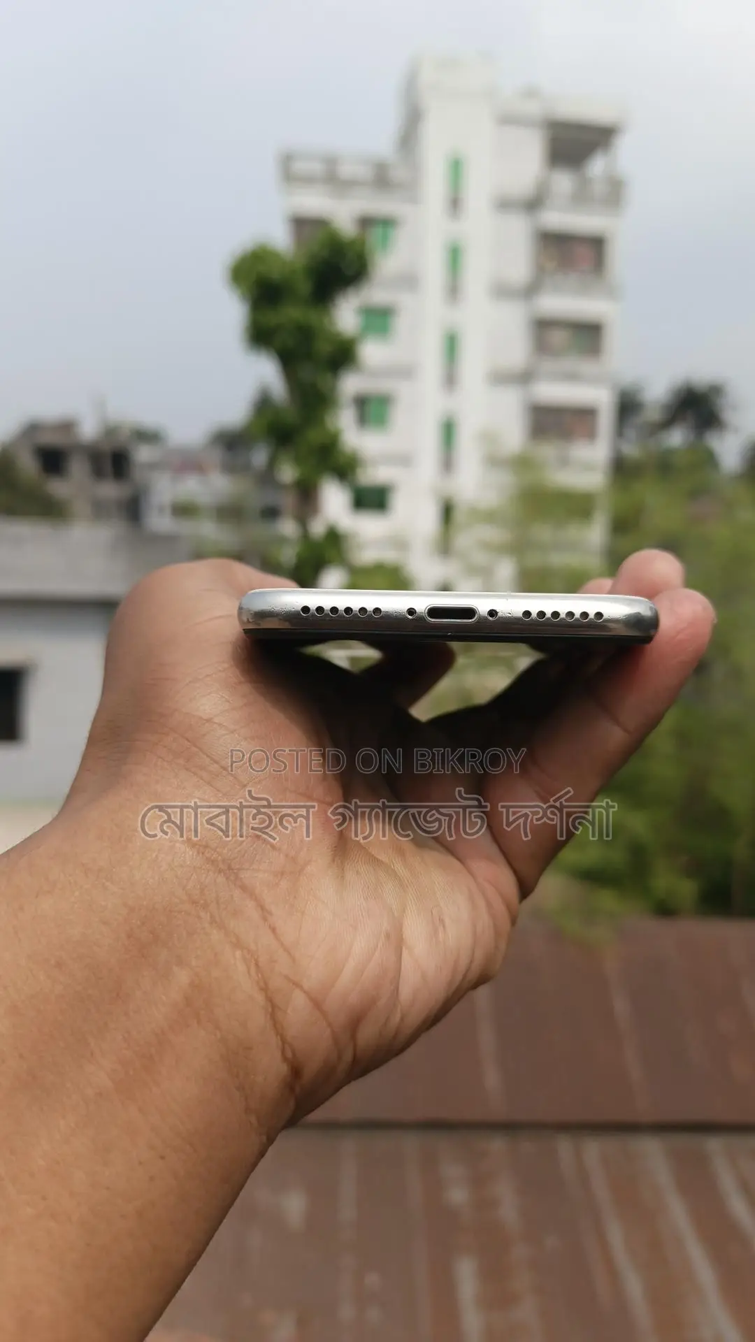 Apple iPhone X backsell broken (Used)