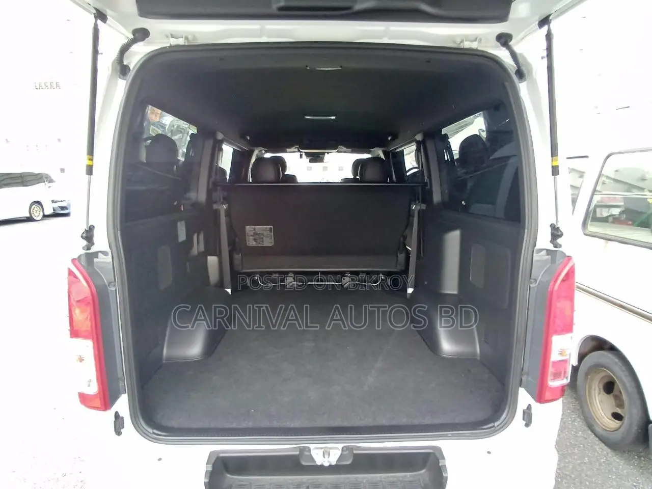 Toyota Hiace SUPER GL DARK PRIME 2023