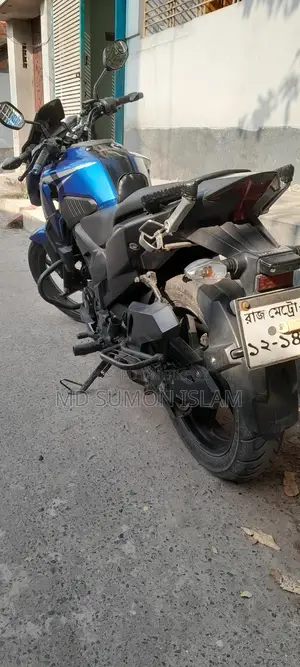 Honda X Blade . 2022