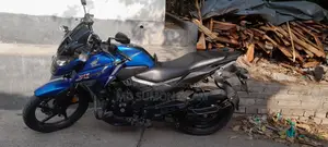 Honda X Blade . 2022