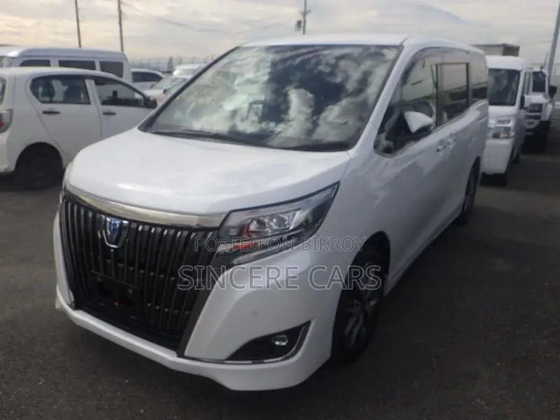 Toyota Esquire GI PREMIUM HYB 4.5 2021
