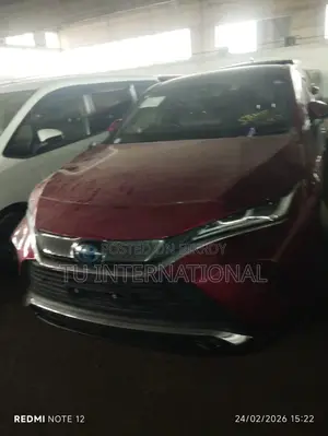 Toyota Harrier Z PKG & PANORAMIC 2021