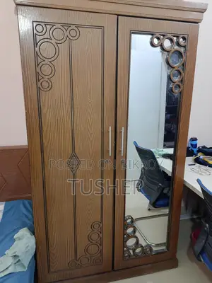 Almirah for sale!
