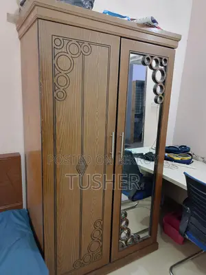 Almirah for sale!