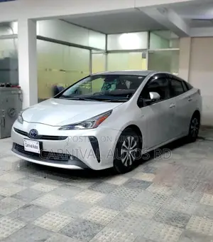 Toyota Prius A 4.5 SHOWROOM READY 2020