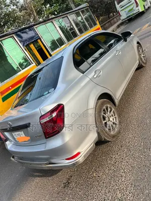 Toyota Axio key start 2017