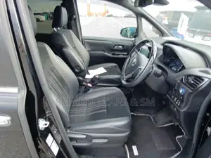 Toyota Esquire Hybrid Gi Premium 2021