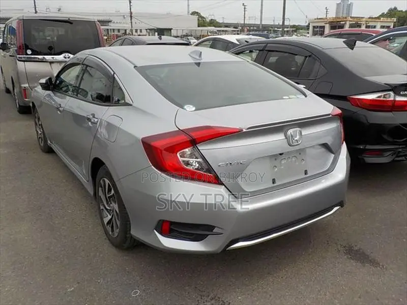 Honda Civic Sedan- P a c k g e 2020