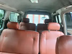 Toyota Noah 2001