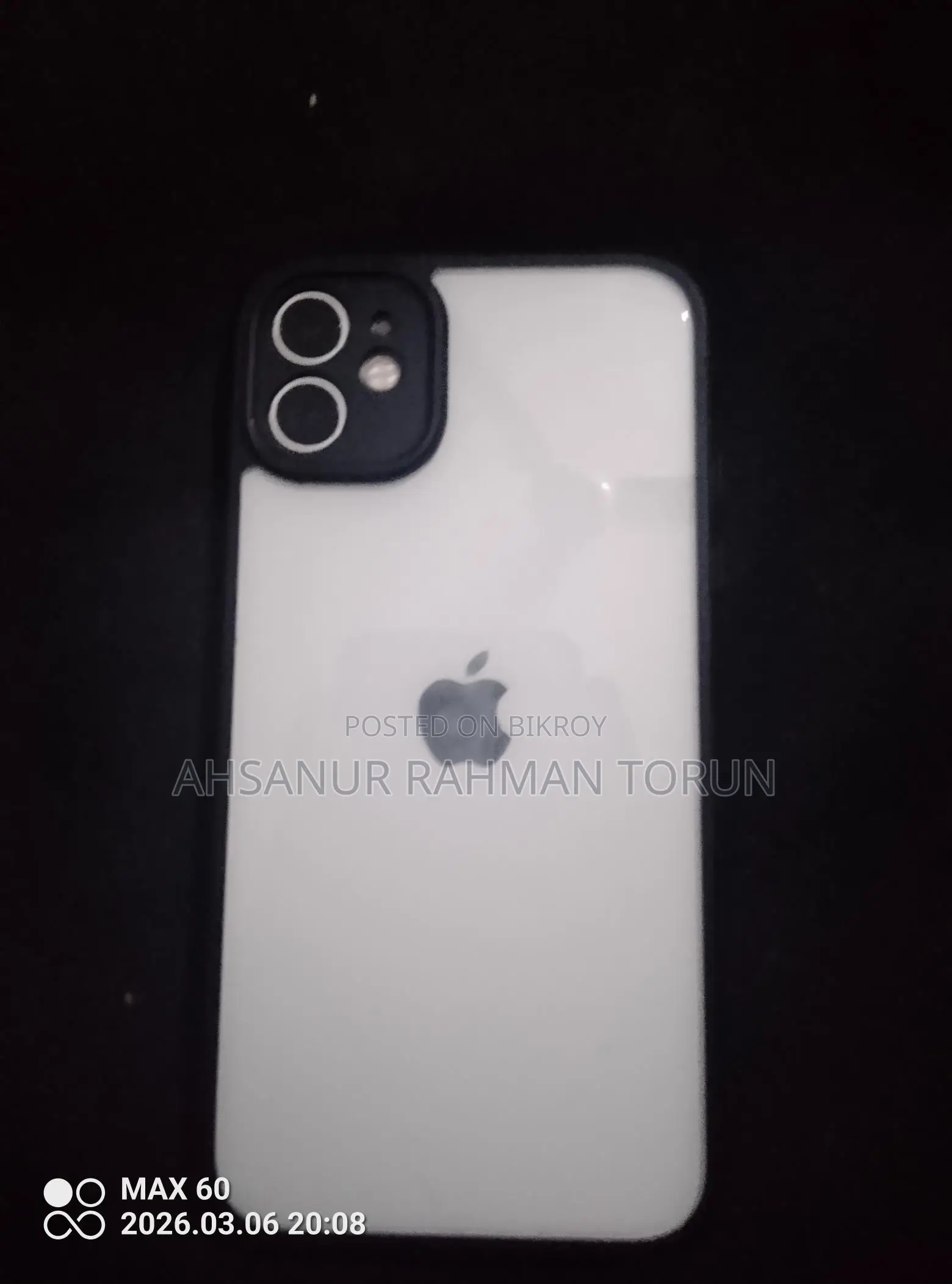 Apple iPhone 11 . (Used)