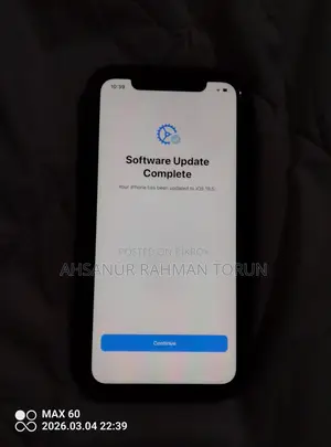 Apple iPhone 11 . (Used)