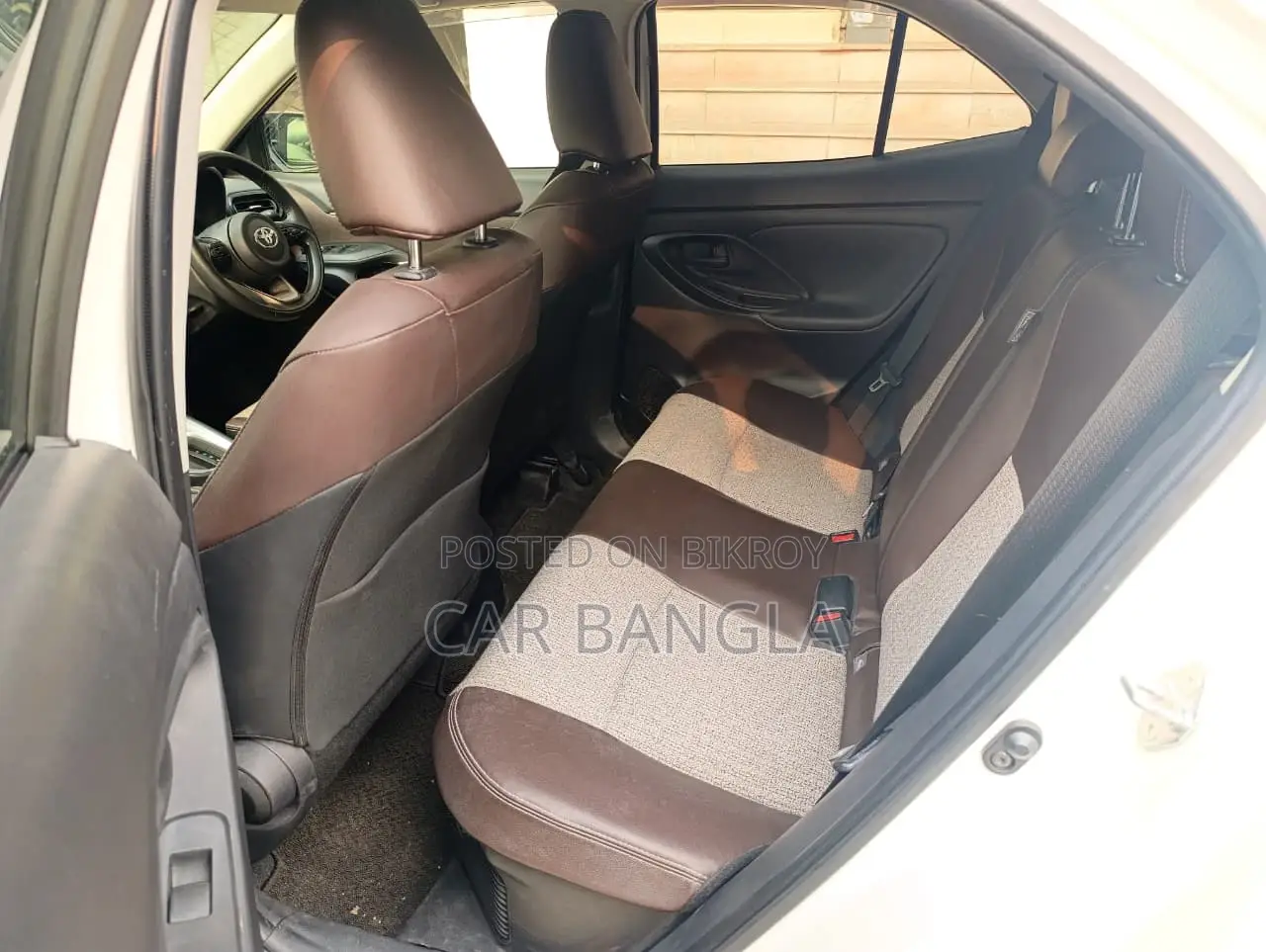 টয়োটা ইয়ারিস ক্রস জেড লেদার ২০২২