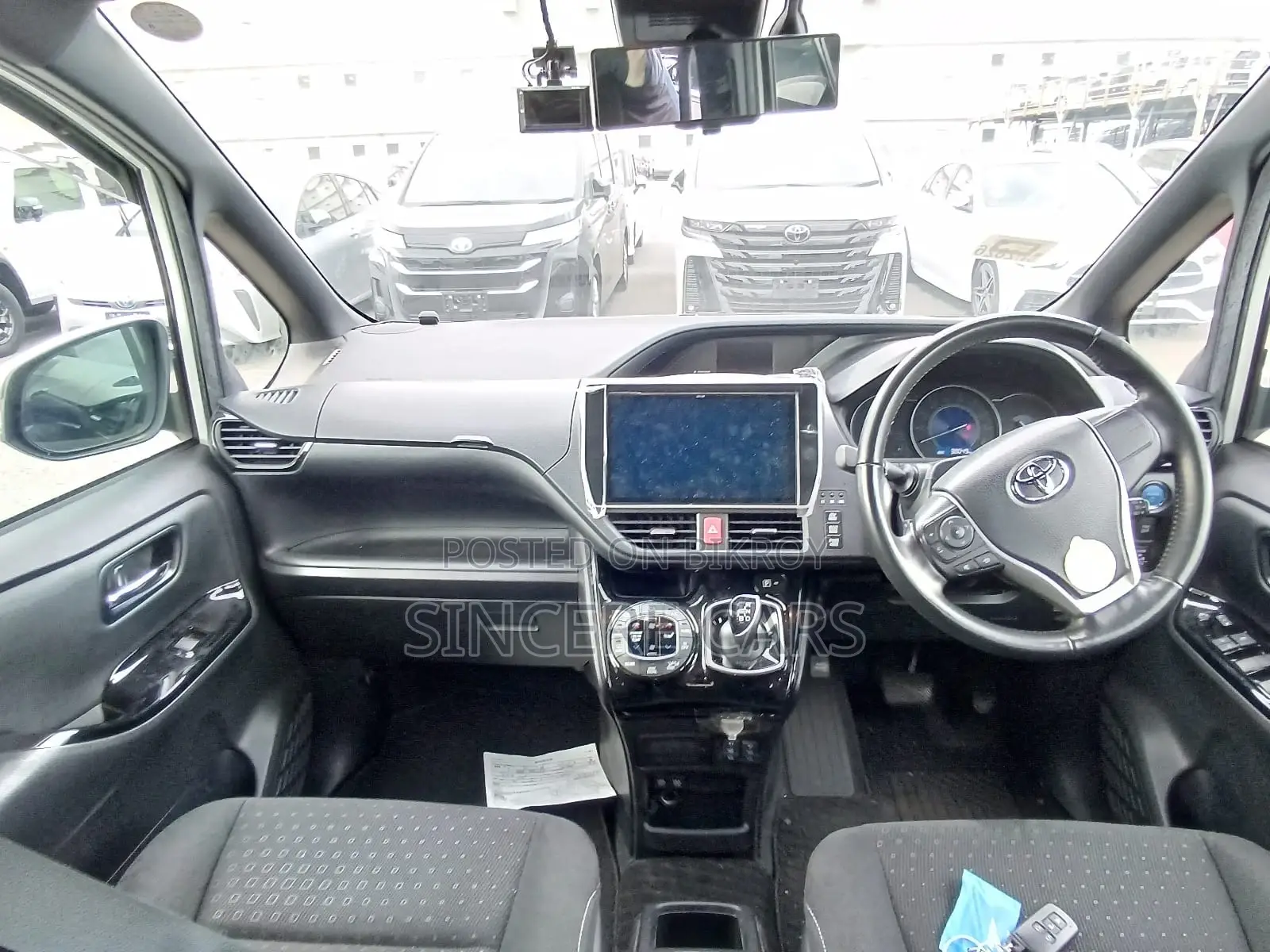 Toyota Noah G HYB 2 DOOR PWR 2021