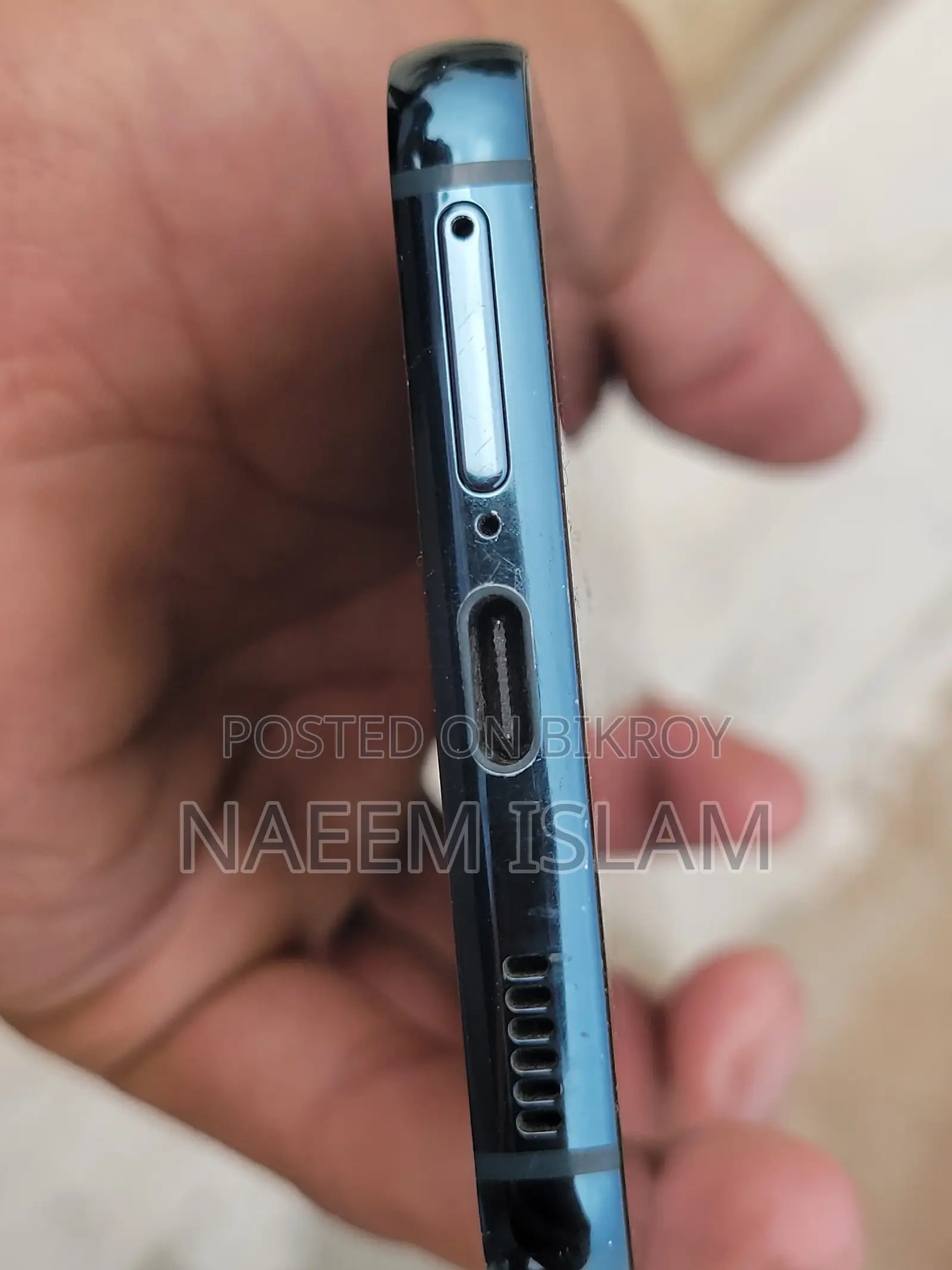 Samsung Galaxy S22 (ব্যবহৃত)