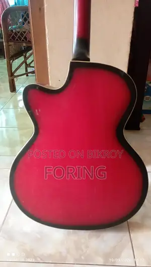 গিটার বিক্রি