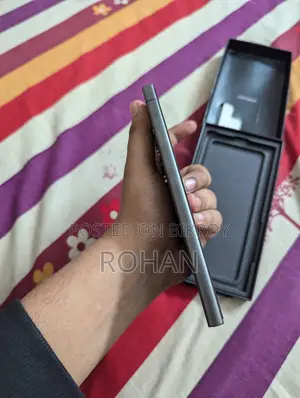 Samsung Galaxy S24 Ultra (Used)