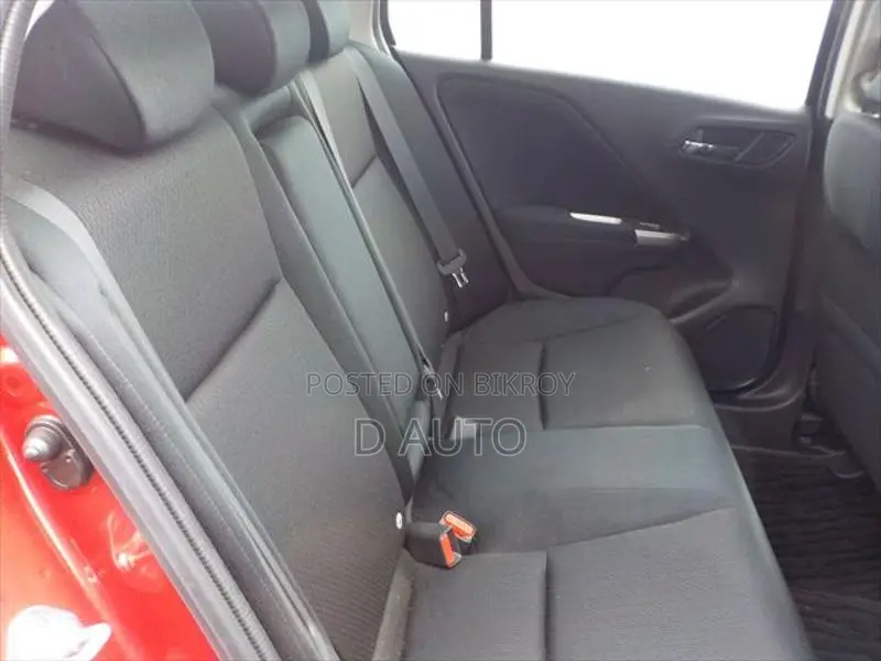 Honda Grace LX 2020