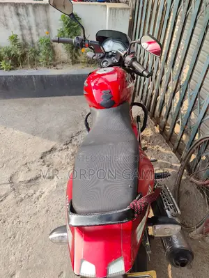 Bajaj Pulsar 150 - 2018