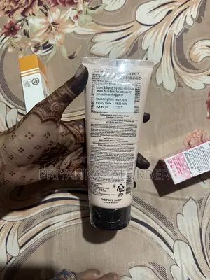 Urgent Skincare Sale – Low Price