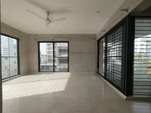 Good Quality 4000 Sft Semi Farnised Flat Rent At Baridhara