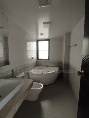 Good Quality 4000 Sft Semi Farnised Flat Rent At Baridhara