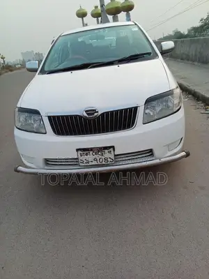 Toyota Corolla . 2004
