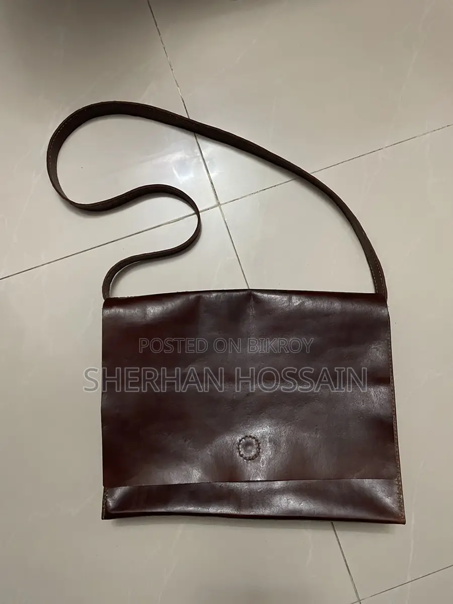আসল চামড়ার হাতে তৈরি মেসেঞ্জার, ল্যাপটপ ব্যাগ