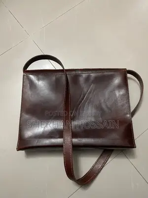 আসল চামড়ার হাতে তৈরি মেসেঞ্জার, ল্যাপটপ ব্যাগ