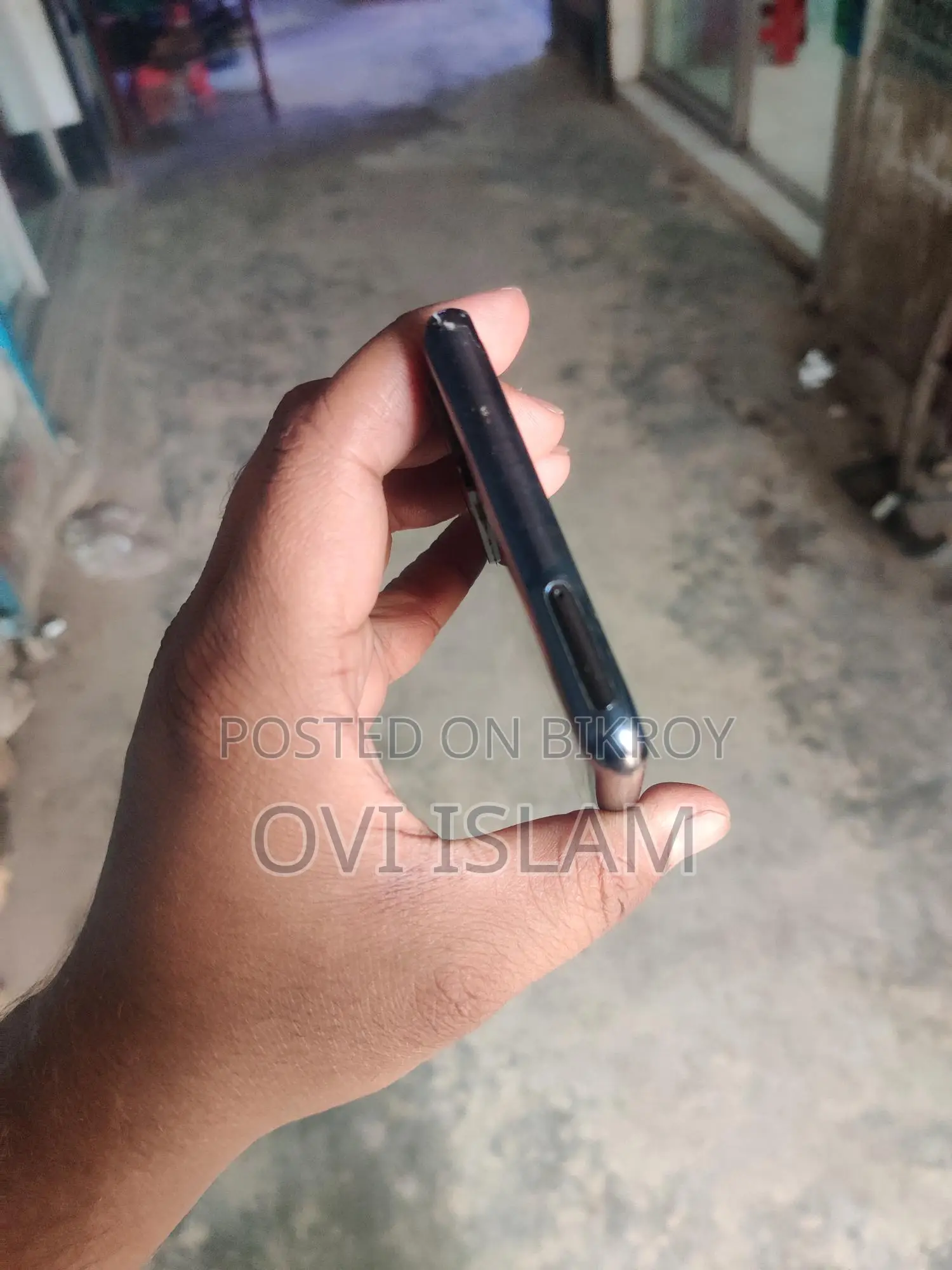Samsung Galaxy S20 FE . (Used)