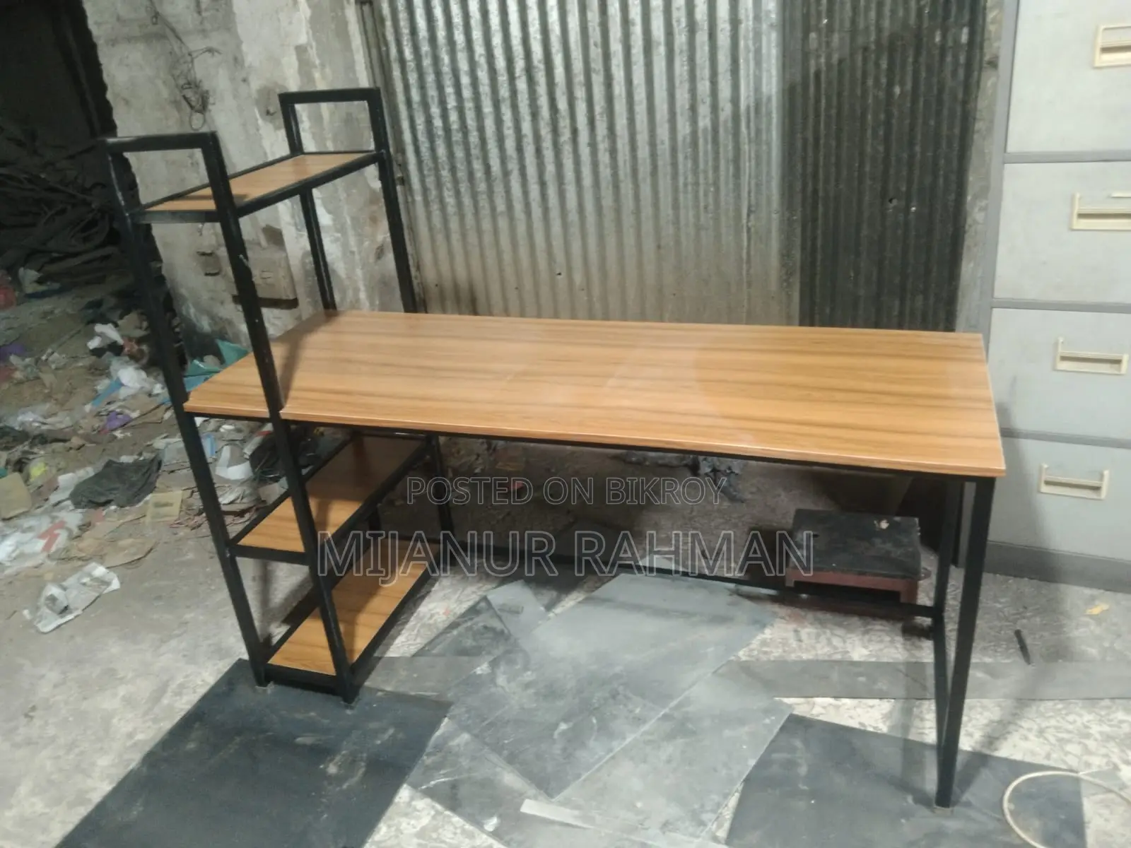 Minimax Computer Desk