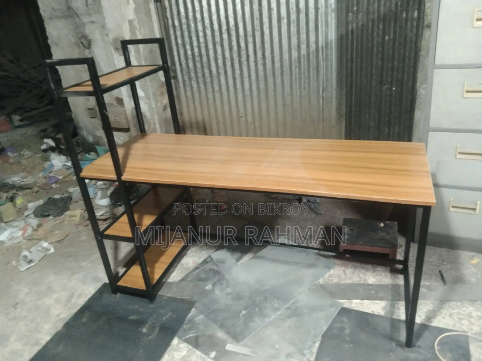 Minimax Computer Desk