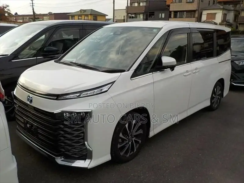 Toyota Voxy Hybrid SZ Pearl New 2022