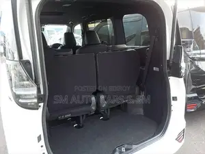 Toyota Voxy Hybrid SZ Pearl New 2022