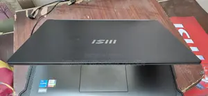 MSI Modern 15 B12M