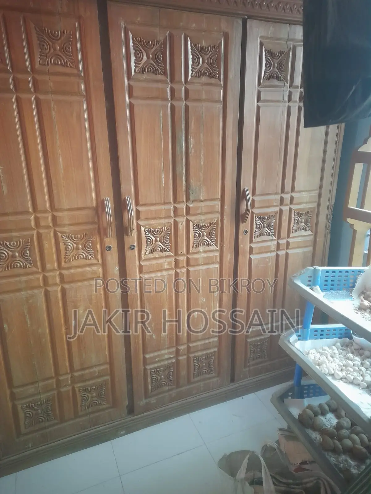 3-Door Teak Wood Almirah