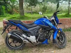 Runner KnightRider . 2023