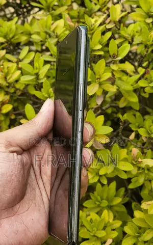 Vivo V30 5g (Used)