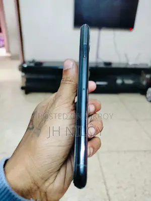 Apple iPhone 11 Pro Max (Used)