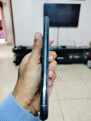 Apple iPhone 11 Pro Max (Used)