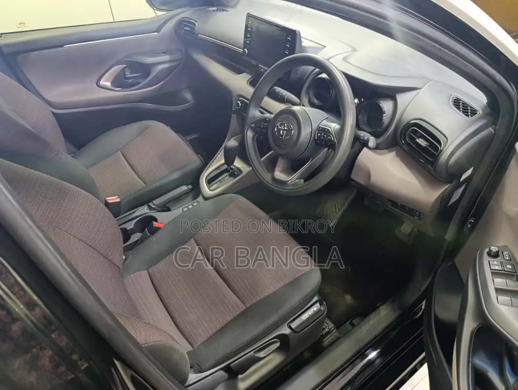Toyota Yaris G READY SHOWROOM 2020