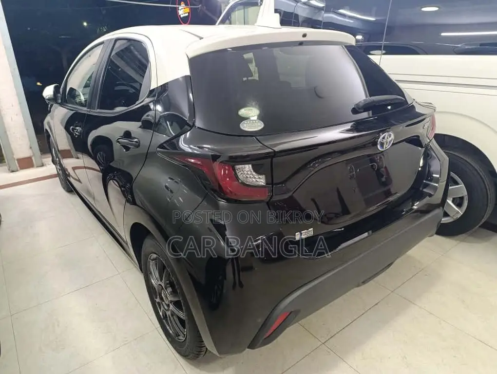 Toyota Yaris G READY SHOWROOM 2020