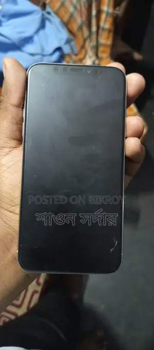 Apple iPhone XS (Used)