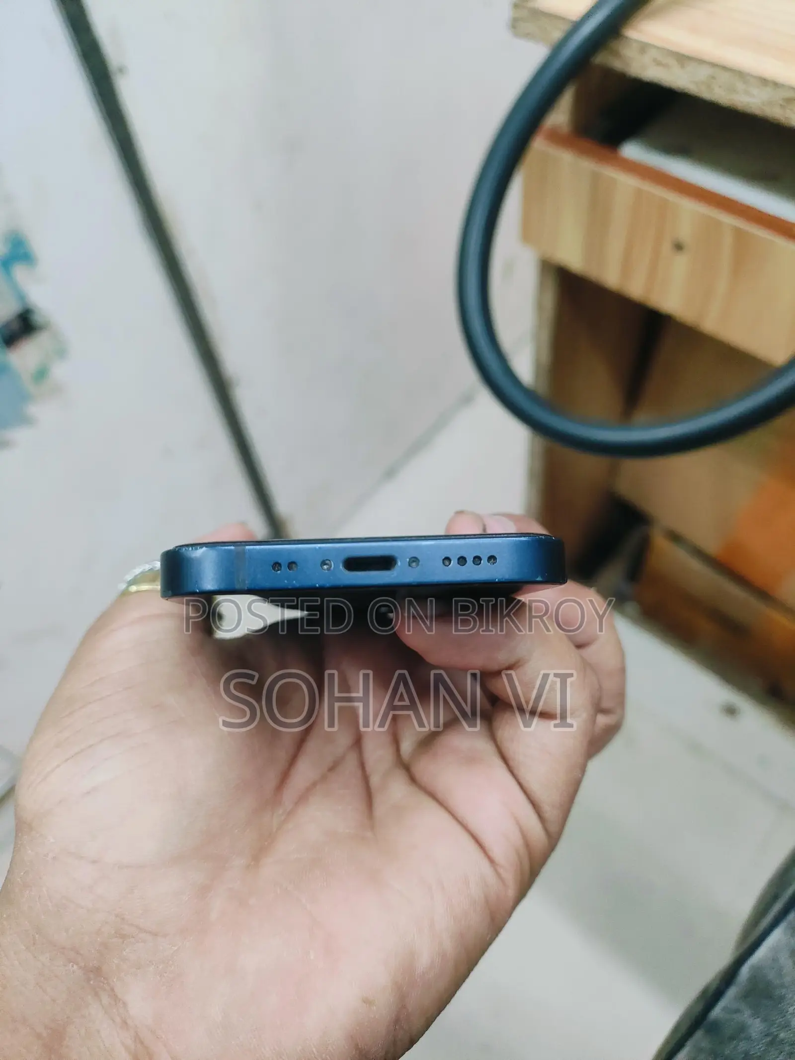 Apple iPhone 12 Mini . (Used)