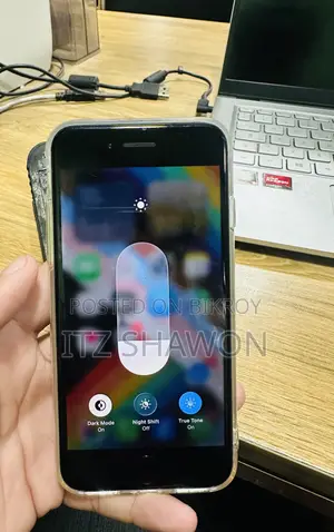 Apple iPhone SE (Used)