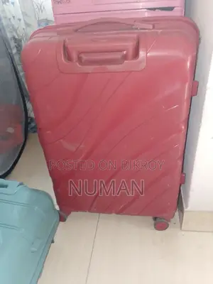 ট্রলি ব্যাগ