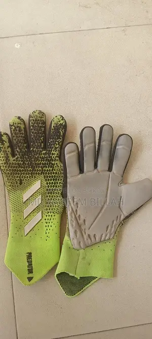 Football Goalkeeper Gloves