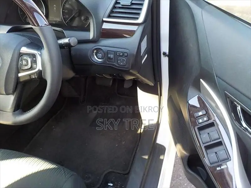 Toyota Premio F-L Package 2021