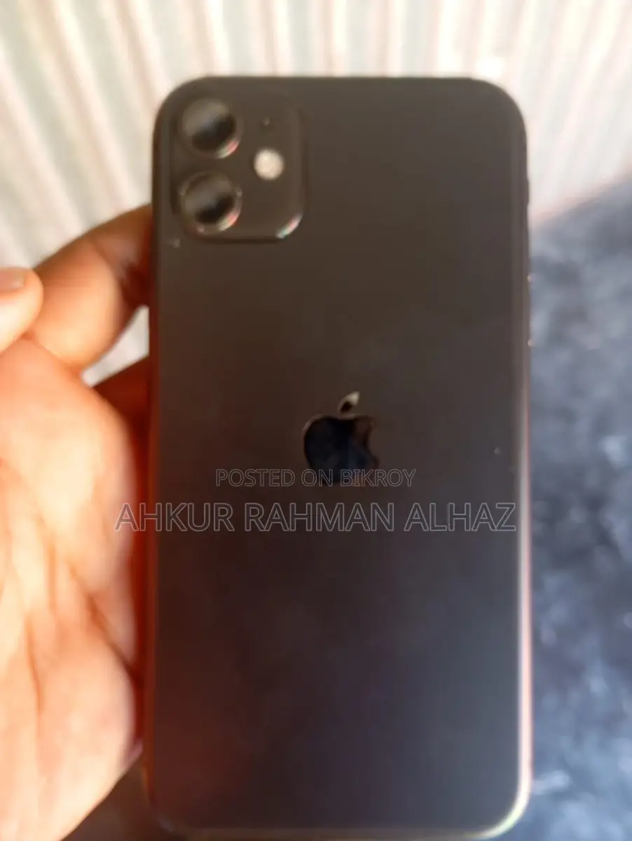 Apple iPhone 11 Global Version (Used)